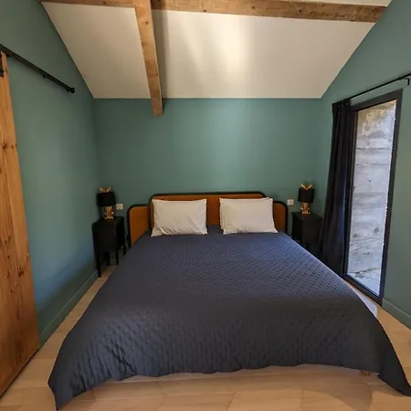 Riverside Cabin With Private Terrace + Hot Tub Mauléon-Barousse